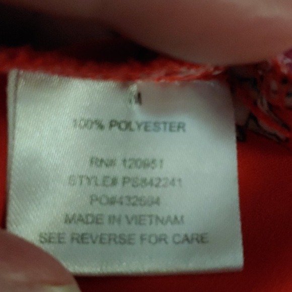 Pink Rose Floral Knot Front Tank Top Size Medium. - Picture 6 of 7